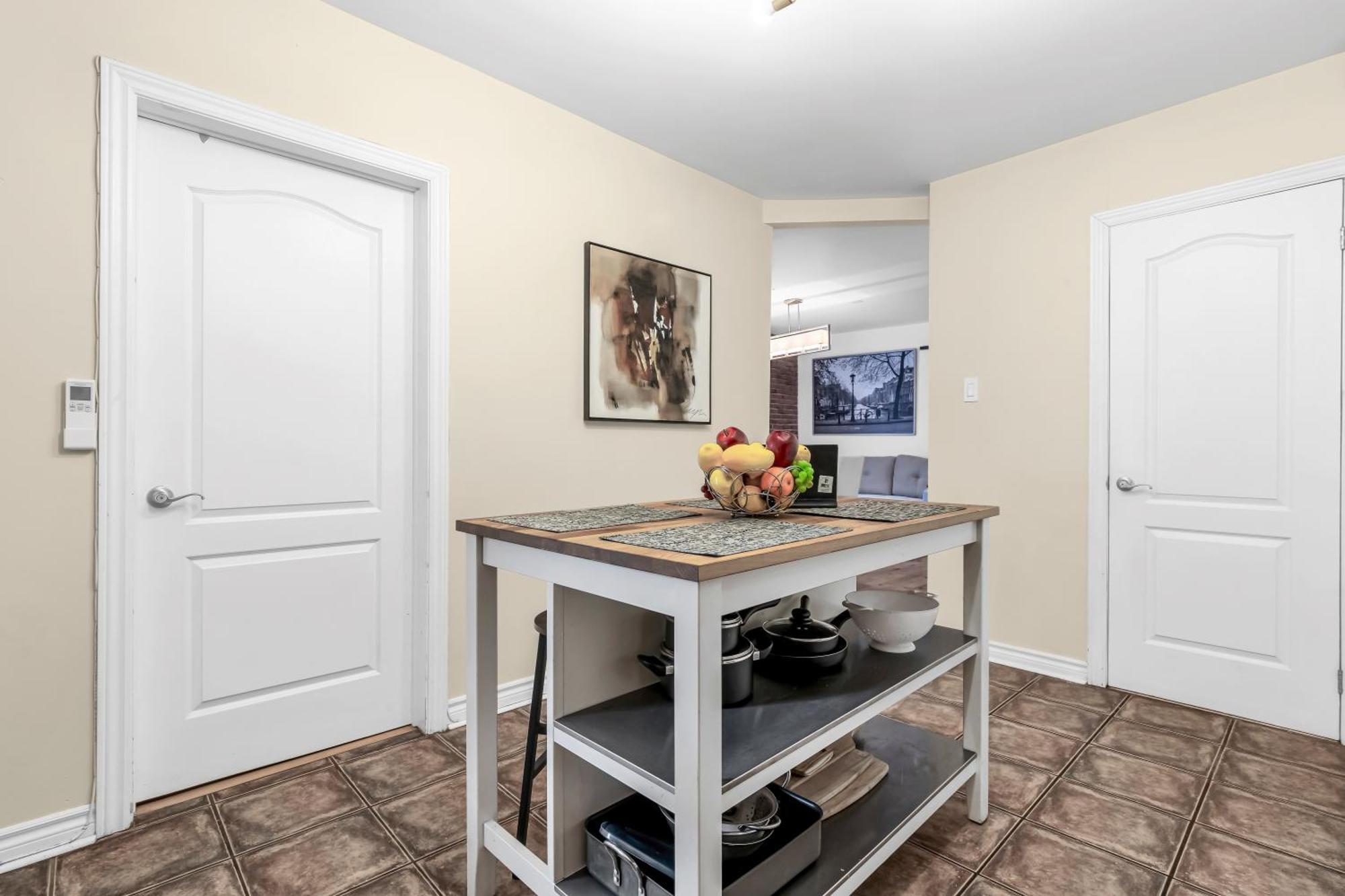 Beautiful 3-Bedrooms In Heart Of Plateau Mont-Royal Montréal Exterior foto